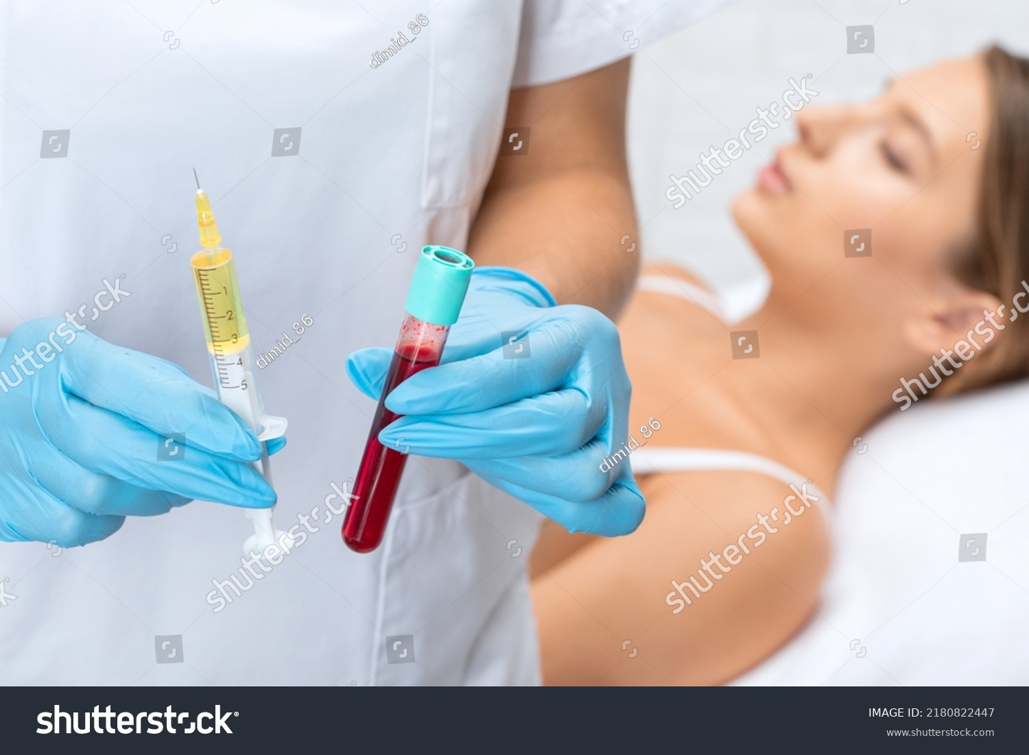 Le plasma extrait du sang sert aux injections anti-âge de PRP (Plasma Riche en Plaquettes)